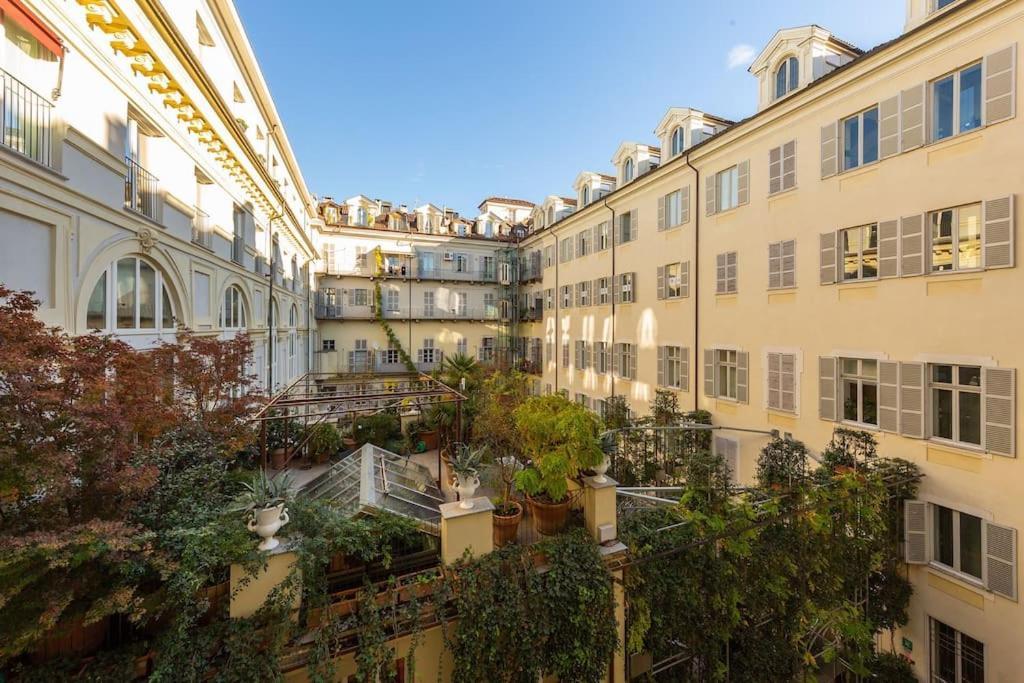 Splendido Appartamento In Piazza San Carlo Turin Exterior photo